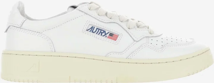 Low Medalist Sneakers