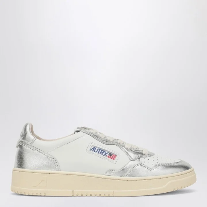 Low Medalist white/silver trainer