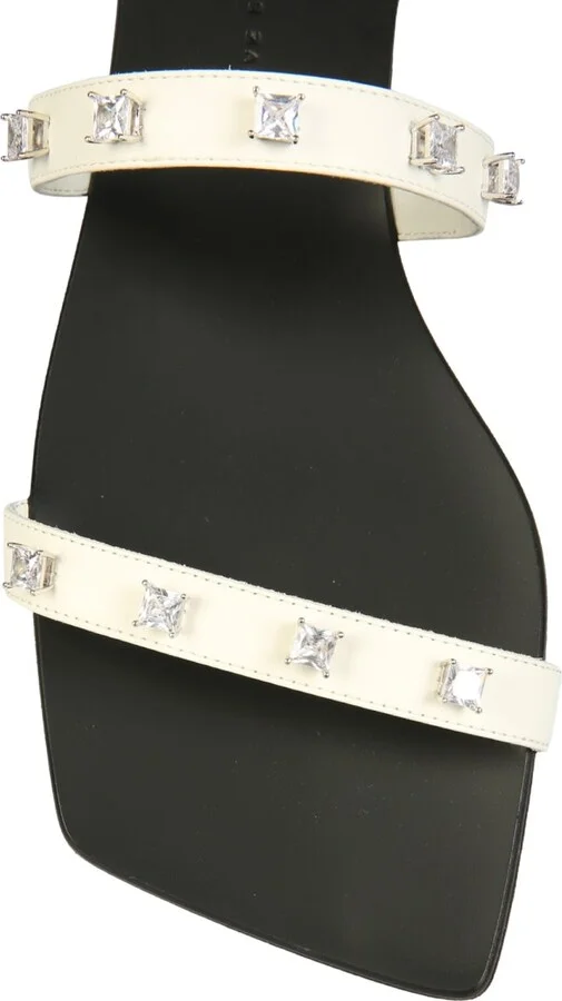 Low Sandals With Stones - Image 4