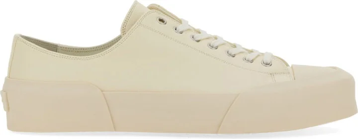Low Sneakers.