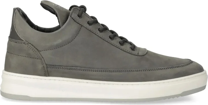 Low Top Base sneakers