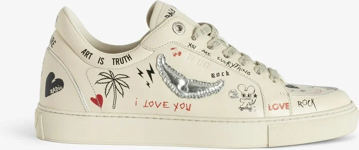 Low-Top Fly On Sneakers