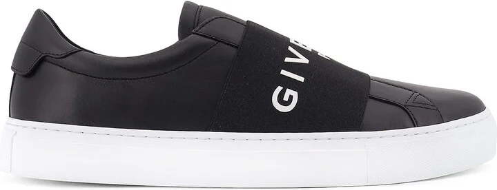 Low-top Leather Sneakers