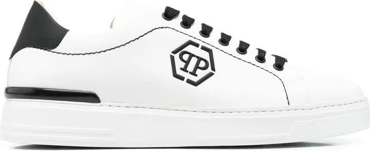 Low-Top Leather Sneakers
