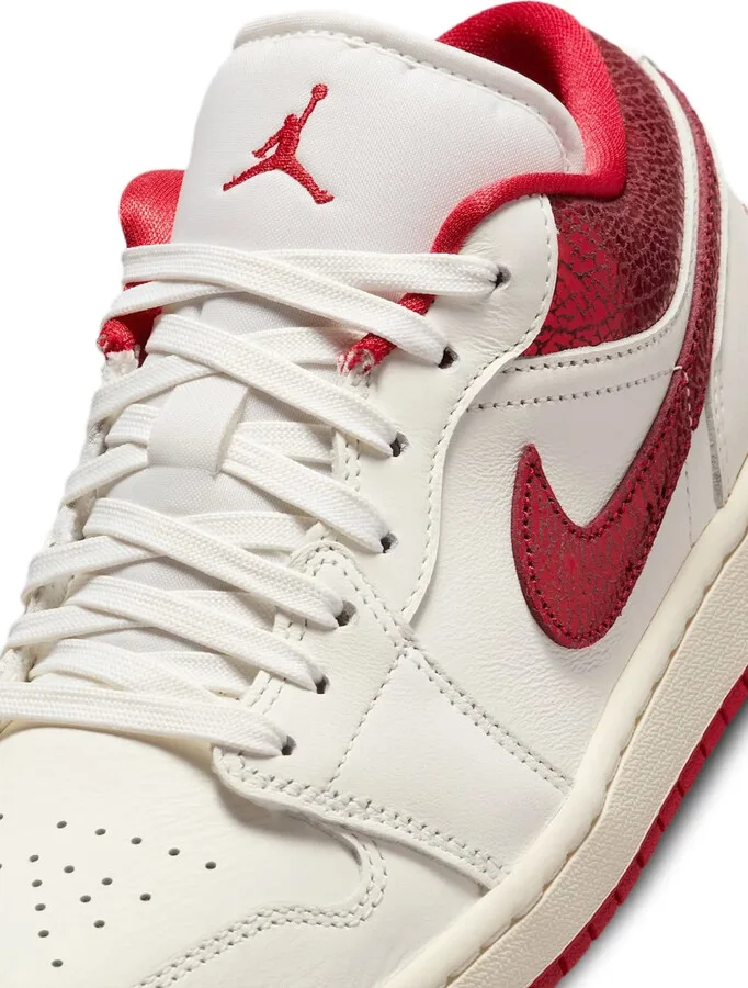Low-Top Leather Trainers - Image 5