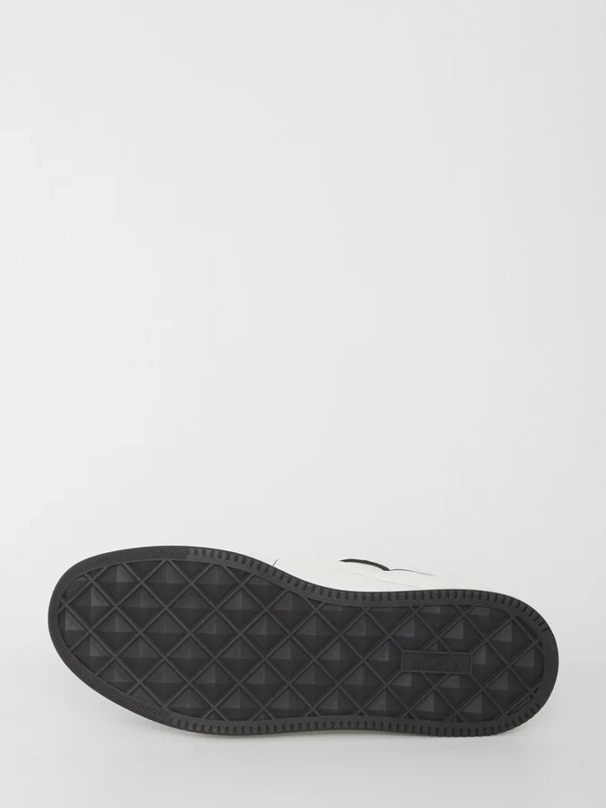 Low-top One Stud Sneakers - Image 4