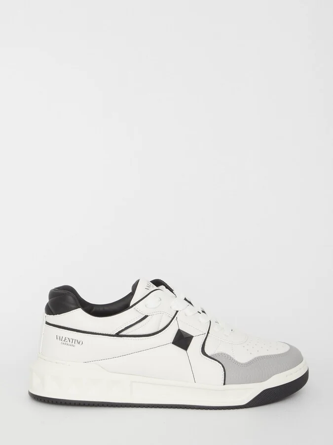 Low-top One Stud Sneakers