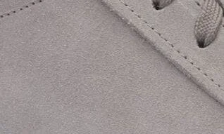 Low Top Sneaker - Image 7