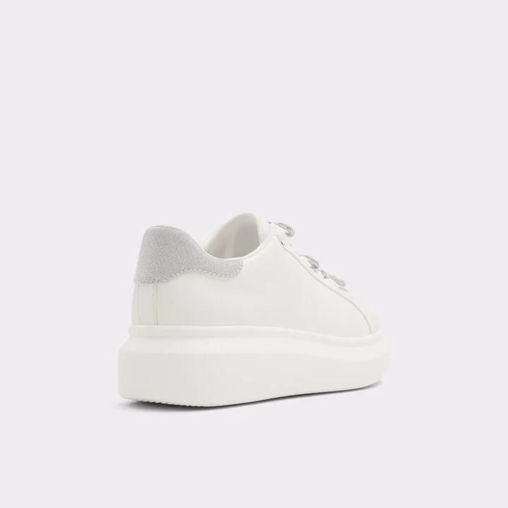 Low top sneaker - Image 2