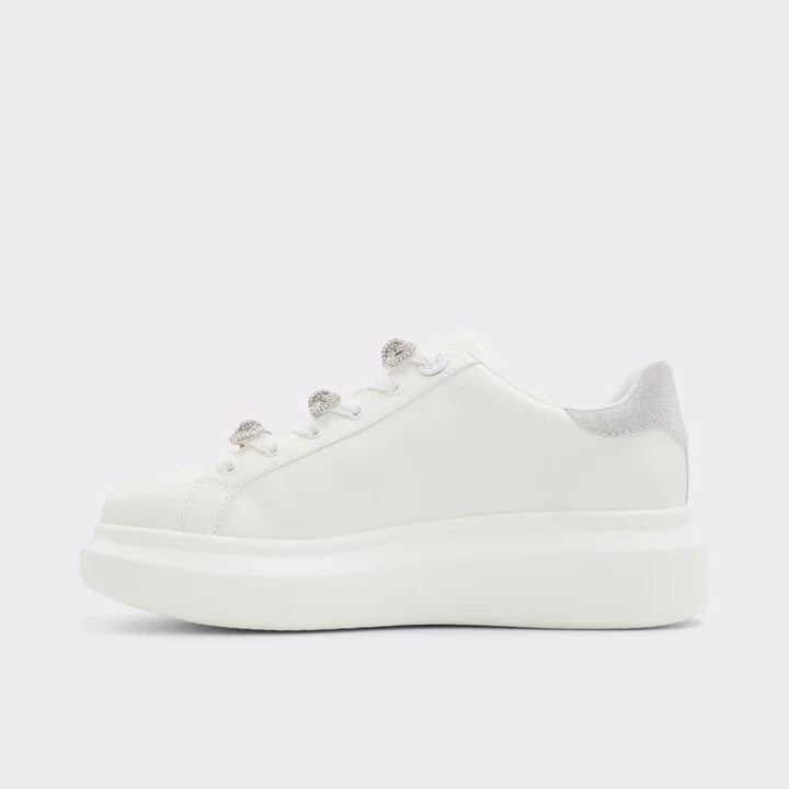 Low top sneaker - Image 3