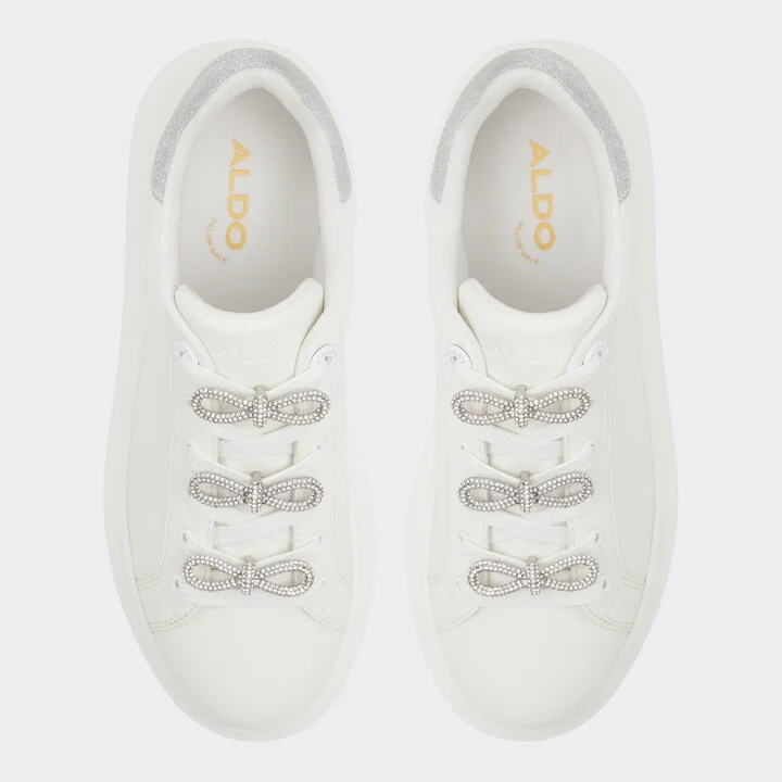 Low top sneaker - Image 6