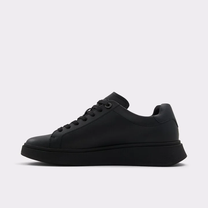Low top sneaker - Image 3