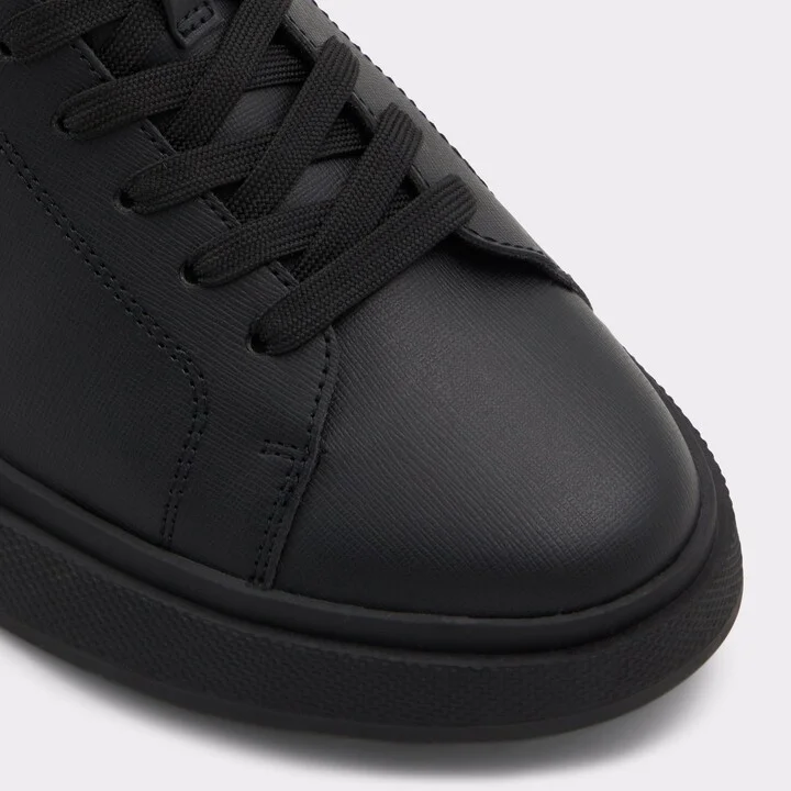 Low top sneaker - Image 5
