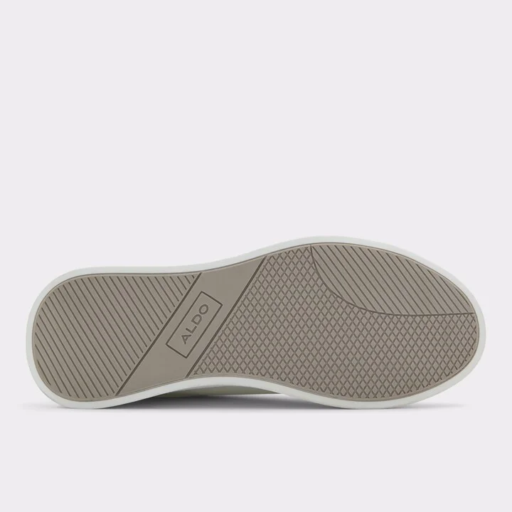 Low top sneaker - Image 7