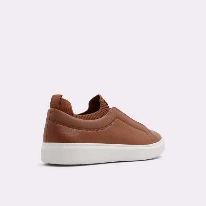 Low top sneaker - Image 3