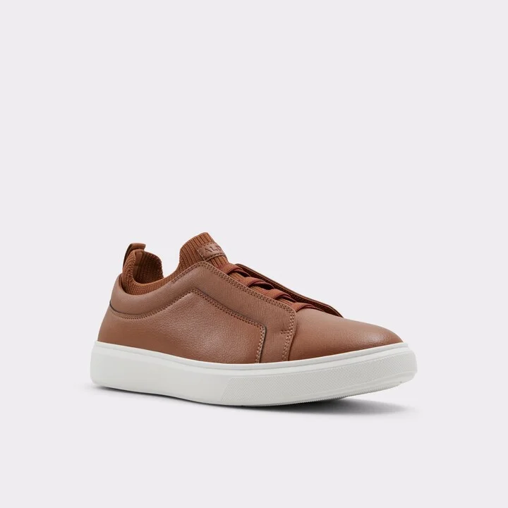 Low top sneaker - Image 5