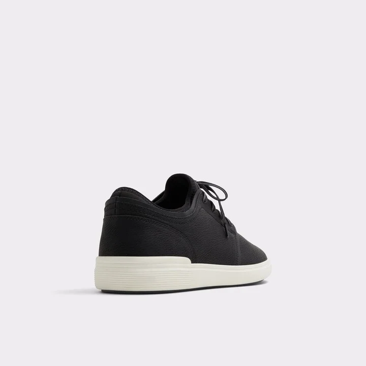 Low top sneaker - Image 2