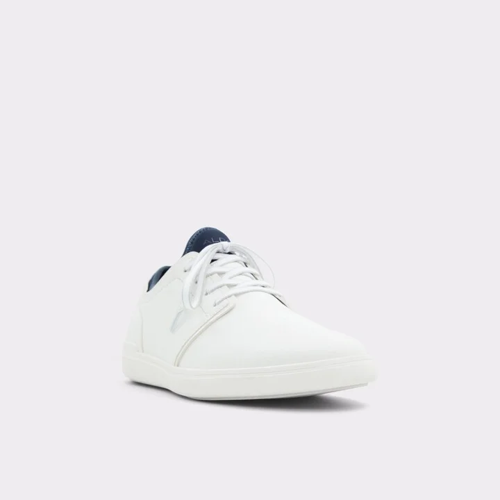 Low top sneaker - Image 4