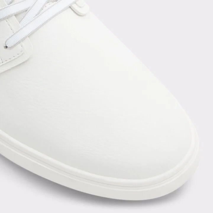 Low top sneaker - Image 5