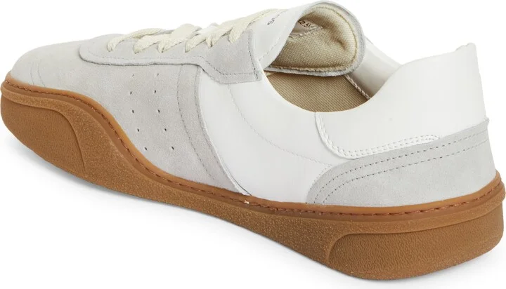 Low Top Sneaker - Image 2
