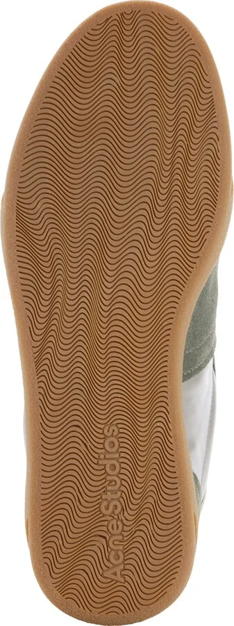 Low Top Sneaker - Image 11