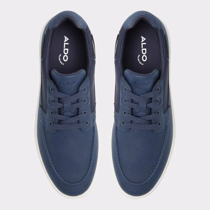 Low top sneaker - Image 6