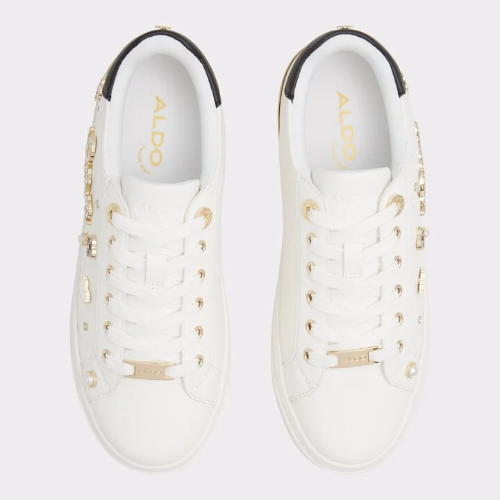 Low top sneaker - Image 6