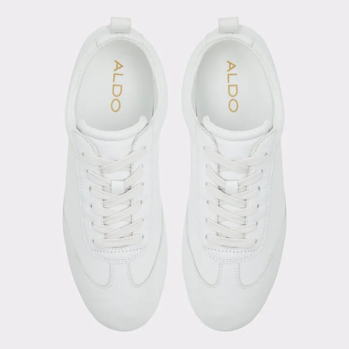 Low top sneaker - Image 6