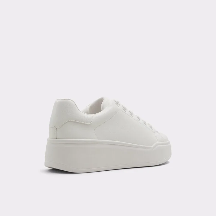 Low top sneaker - Image 2
