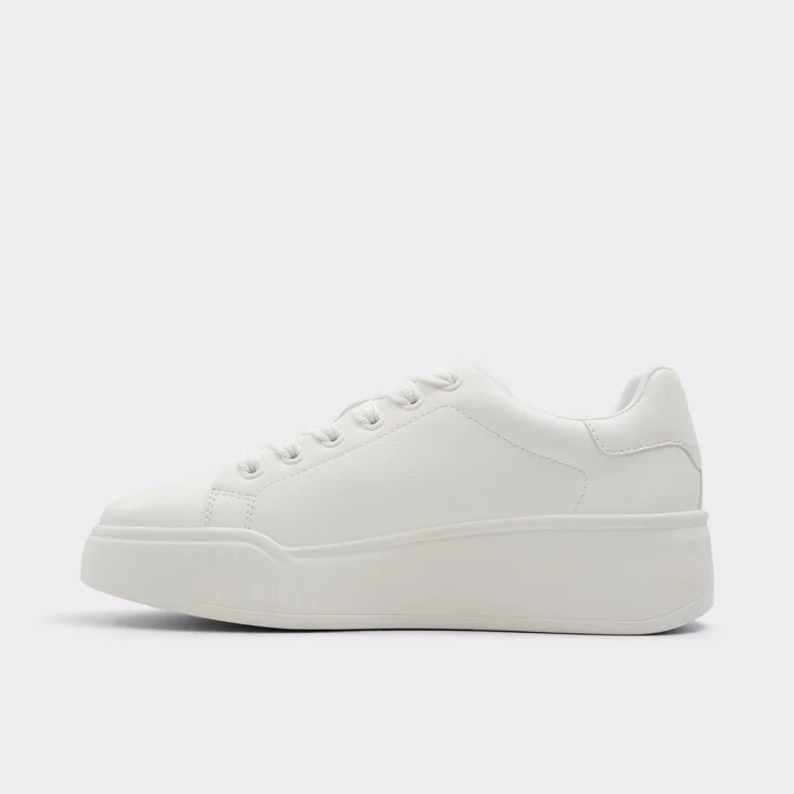 Low top sneaker - Image 3