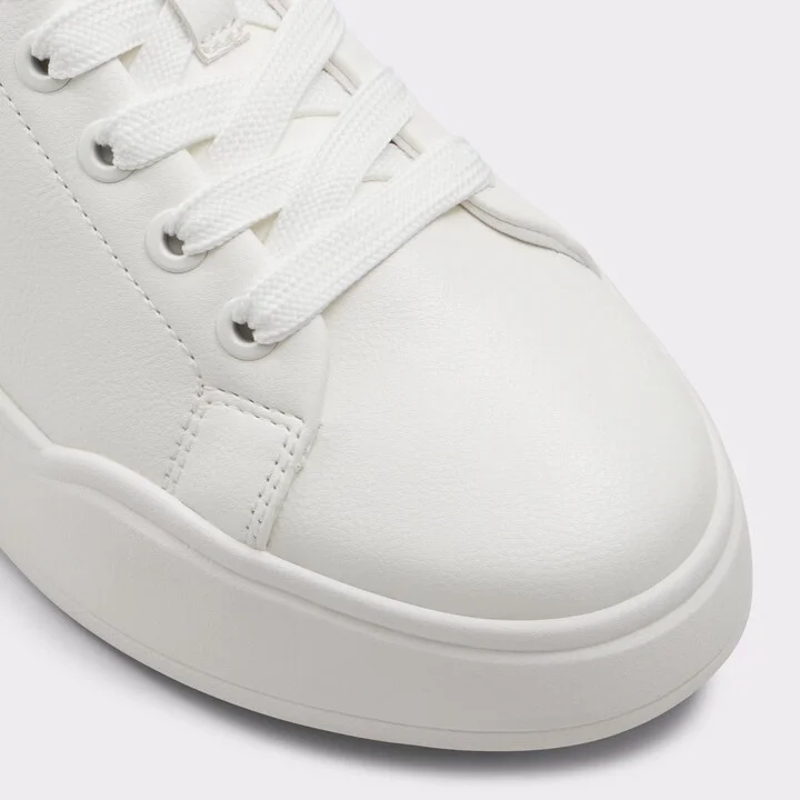 Low top sneaker - Image 5