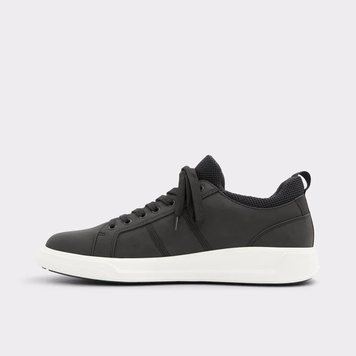 Low top sneaker - Image 3