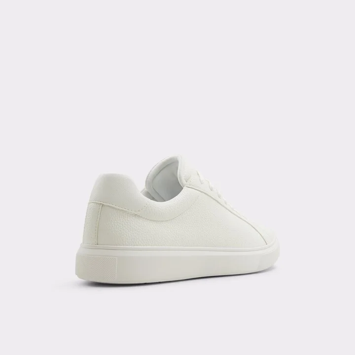 Low top sneaker - Image 3