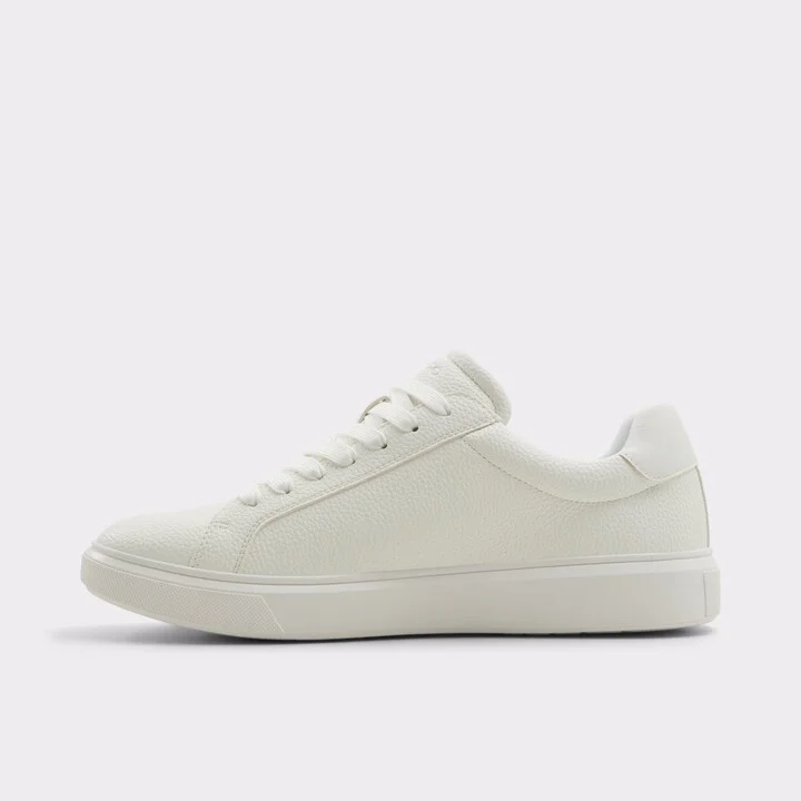 Low top sneaker - Image 4
