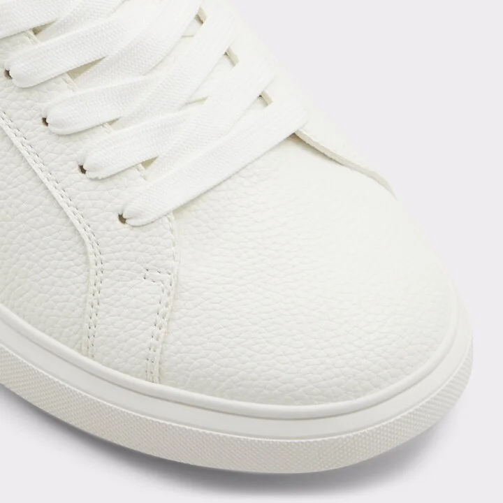 Low top sneaker - Image 6