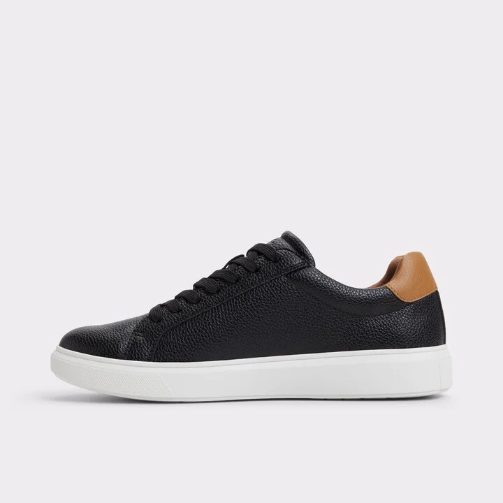 Low top sneaker - Image 3