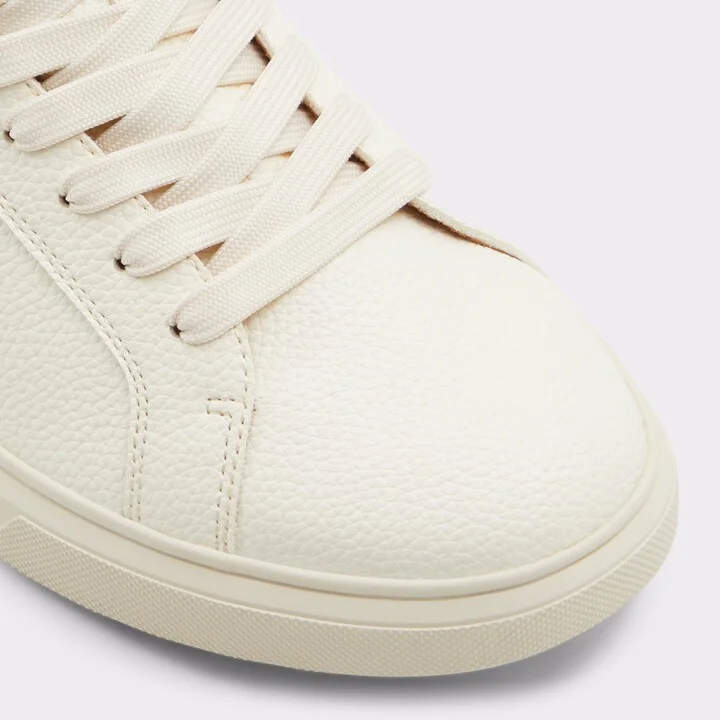 Low top sneaker - Image 6