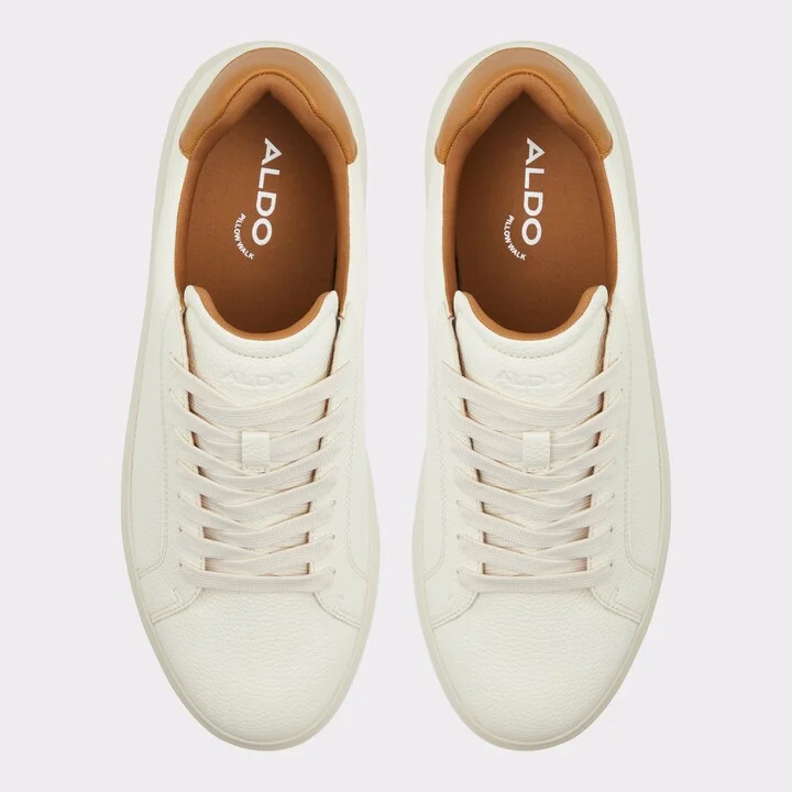 Low top sneaker - Image 7