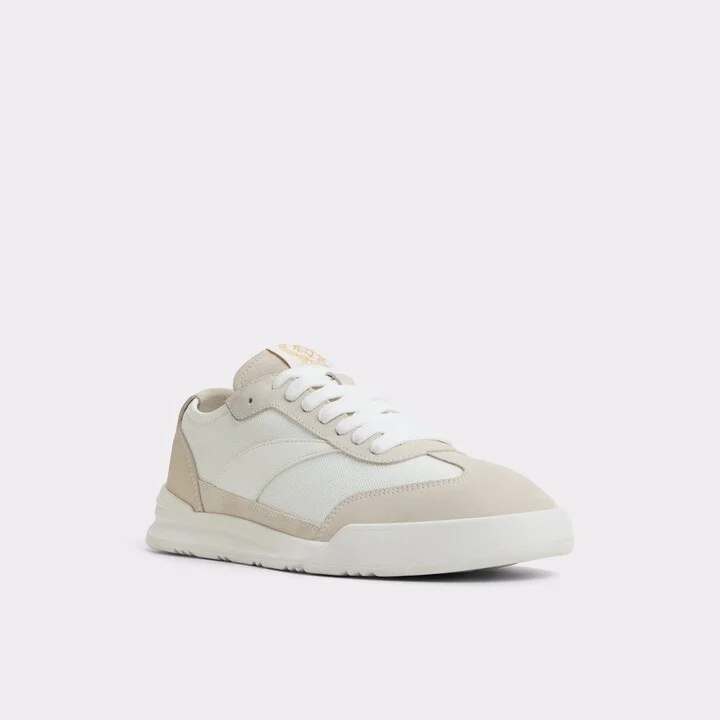 Low top sneaker - Image 4