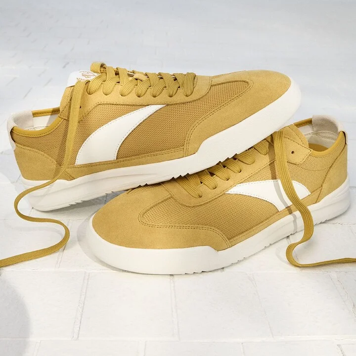 Low top sneaker - Image 8
