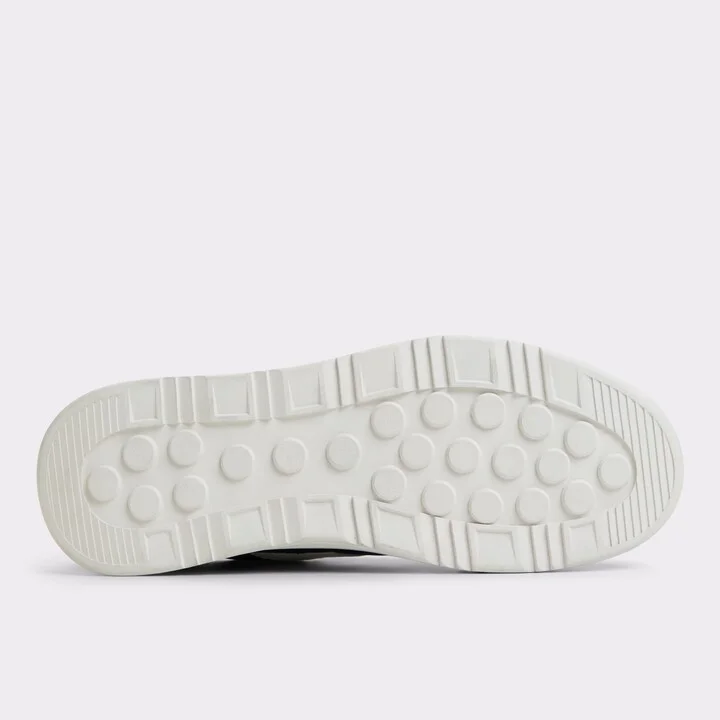 Low top sneaker - Image 7