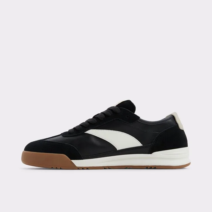 Low top sneaker - Image 3