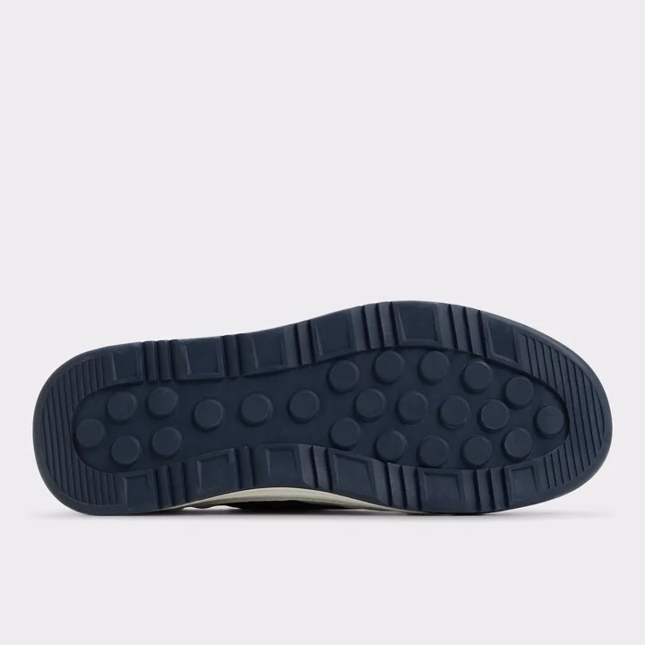 Low top sneaker - Image 7