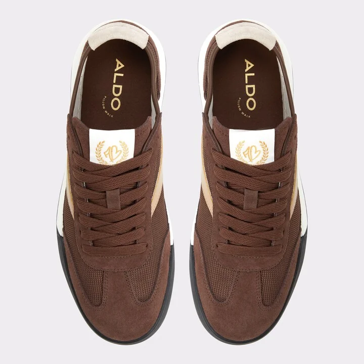Low top sneaker - Image 6