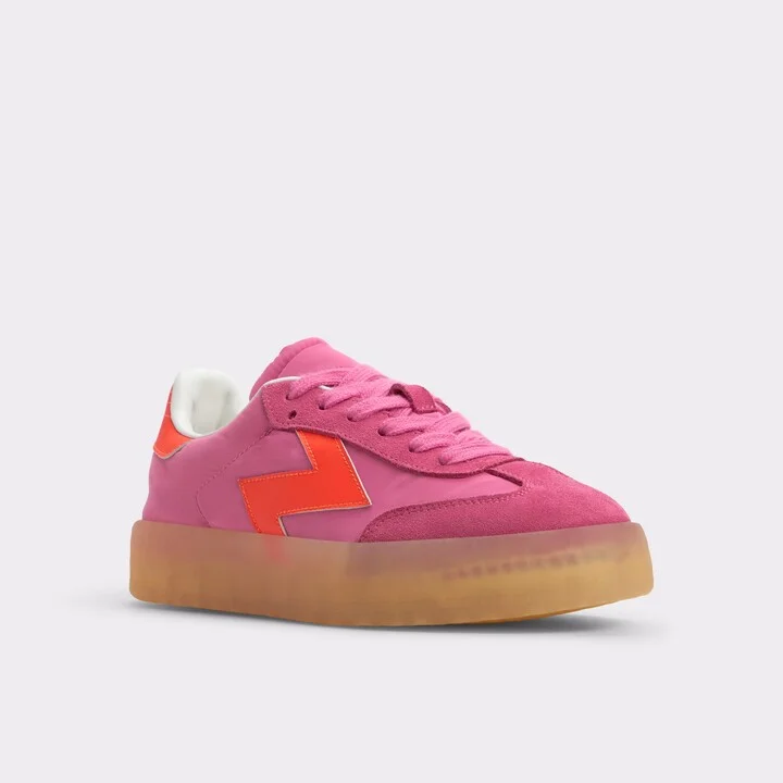 Low top sneaker - Image 4