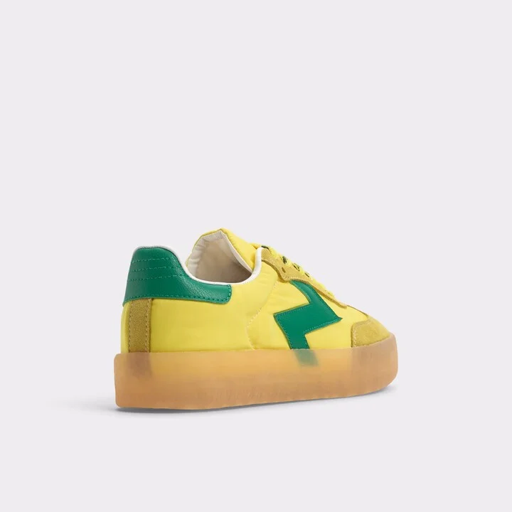 Low top sneaker - Image 2