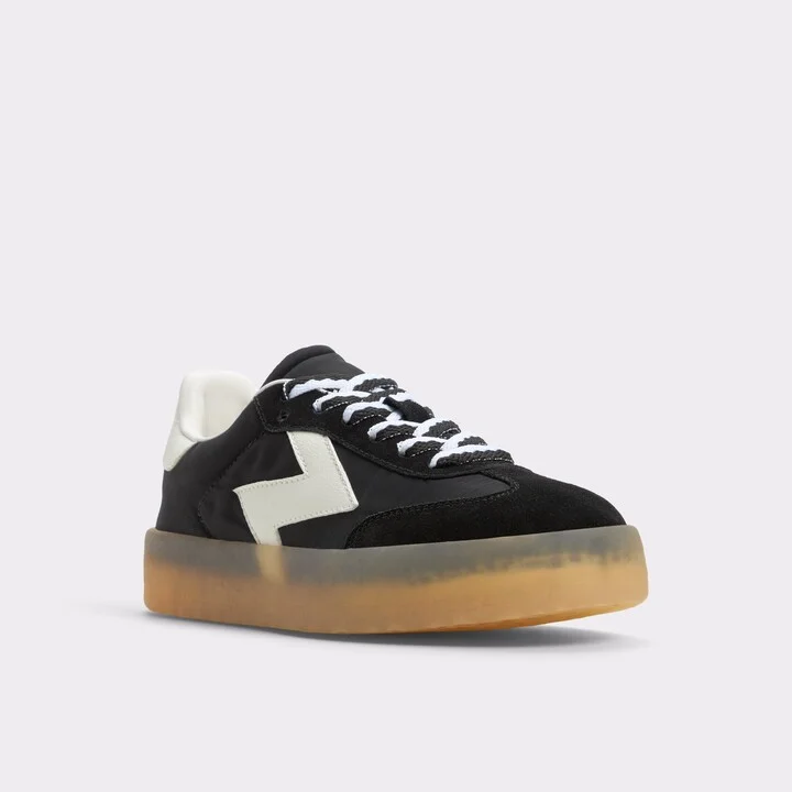 Low top sneaker - Image 4