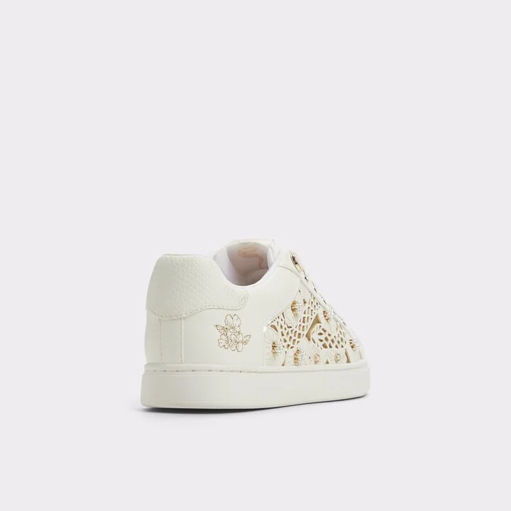 Low top sneaker - Image 2