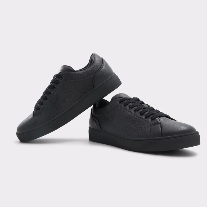 Low top sneaker - Image 2