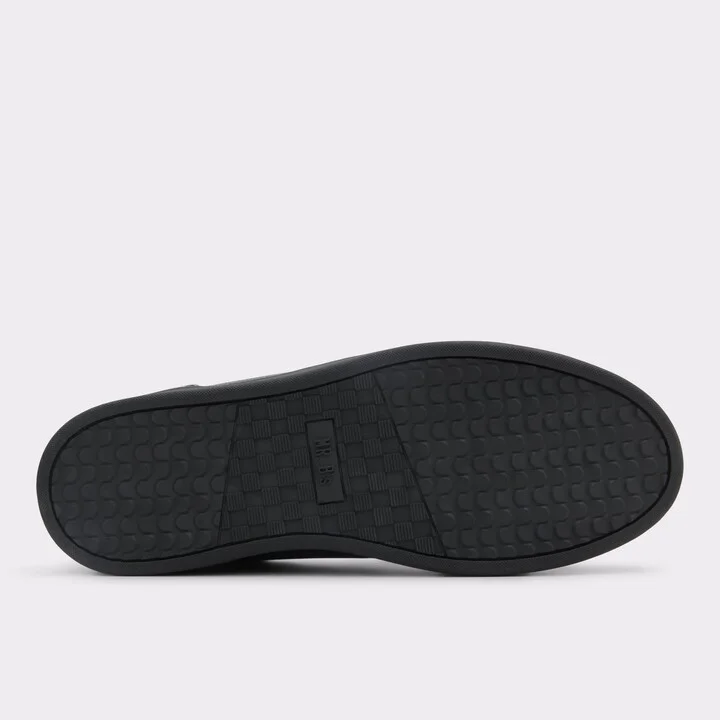 Low top sneaker - Image 8
